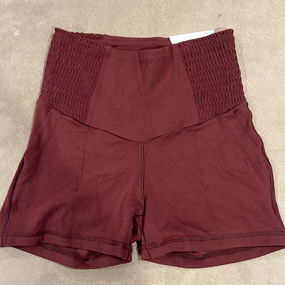 Offline by aerie shorts size S brand new with tags